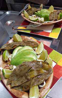 Chelis Taqueria Y Carnitas Inc