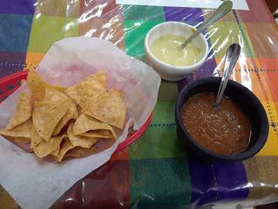 Chelis Taqueria Y Carnitas Inc