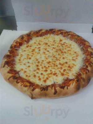 Maya's Pizza