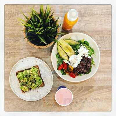 Bluestone Lane Garment District Coffee Shop