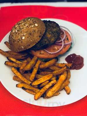 Fuel Grill And Juice Bar