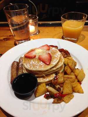 The Bowery Beer Garden