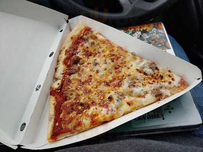 Bella's Pizza And More #4