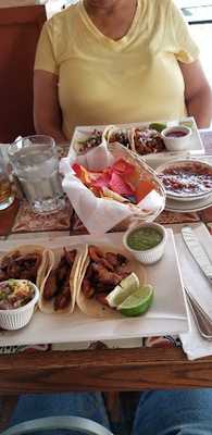 Zona Tribeca Mezcaleria