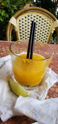 Zona Tribeca Mezcaleria