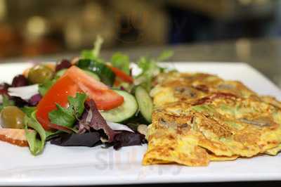 Moonstruck East Restaurant