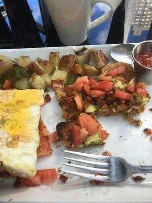 Moonstruck East Restaurant