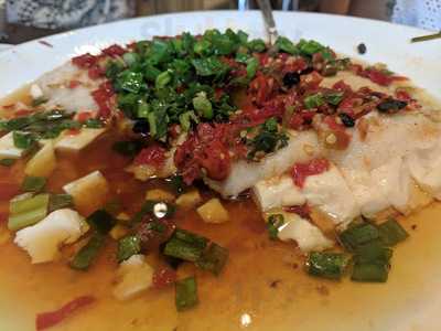 Happy Hot Hunan Restaurant