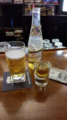 Sky-ride Cocktail Lounge