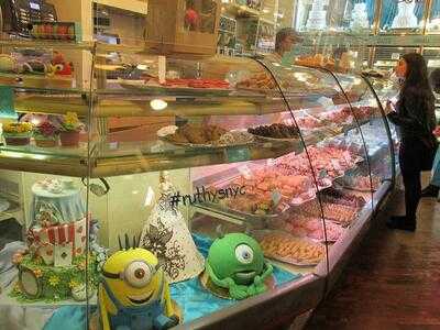 Ruthy's Bakery & Cafe