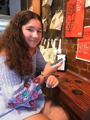 375 Chicken 'n Fries