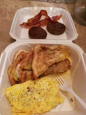 Maxwell's Charcoal Grill