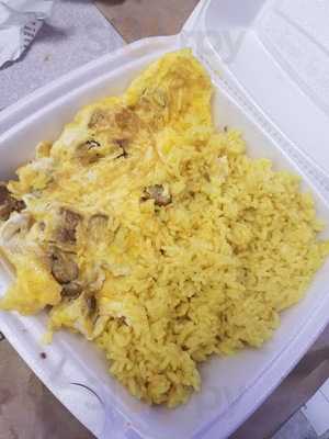 Maxwell's Charcoal Grill