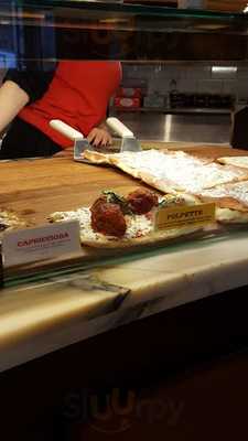 Farinella Italian Bakery