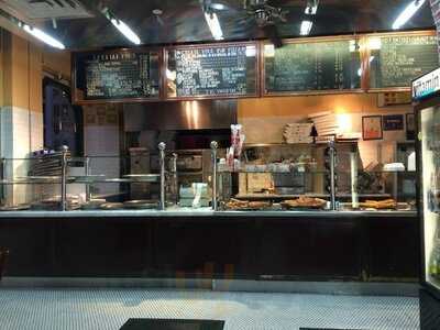Little Italy Pizzeria & Deli