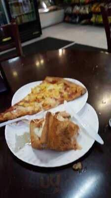 Little Italy Pizzeria & Deli