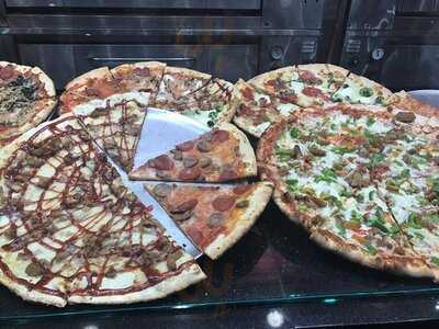 Little Italy Pizzeria & Deli