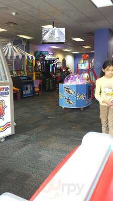 Chuck E. Cheese
