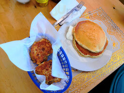 Mel's Bakery And Cafe