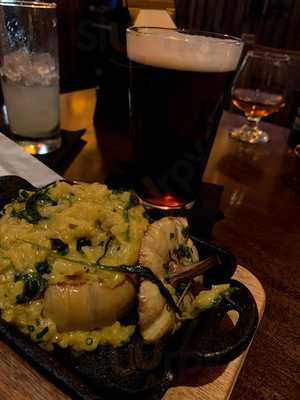 Bayard's Ale House East