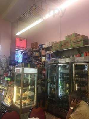 River East Gourmet Deli