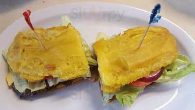 Tipico Chicken Restaurant