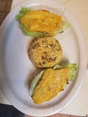 Tipico Chicken Restaurant