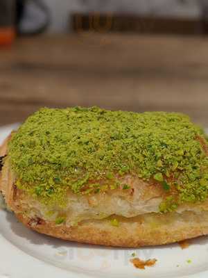 Milanese Coffee Shop