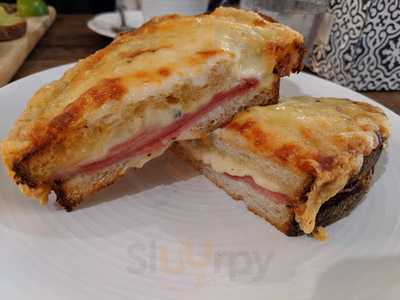 Milanese Coffee Shop