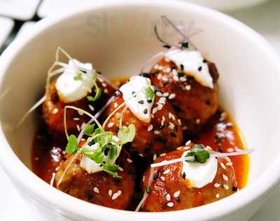 Madrock Tapas Restaurant & Cocktail Bar