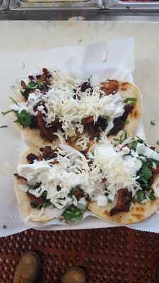 Los Cunados Restaurant