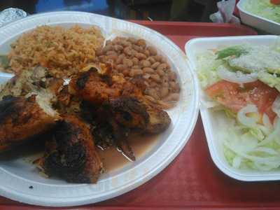 Los Cunados Restaurant