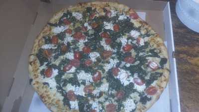 Nocciola Pizzeria E Trattoria