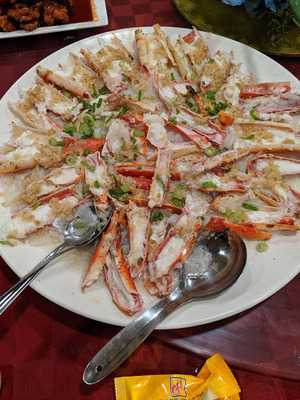 Lucky Plaza Restaurant