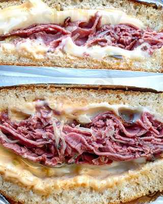 Star Gourmet Deli & Pizza