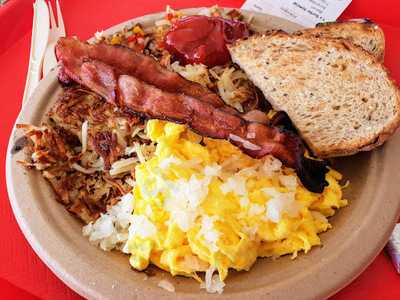 Perry's Cafe & Beach Rentals - Playa Del Rey