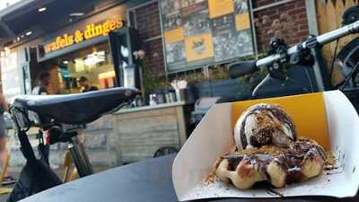 Wafels & Dinges