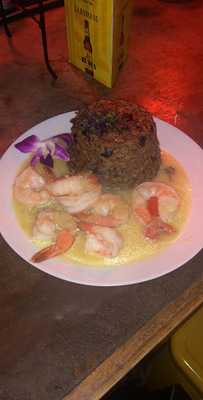 Santiago's Beer Garden