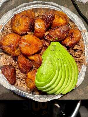 Santiago's Beer Garden