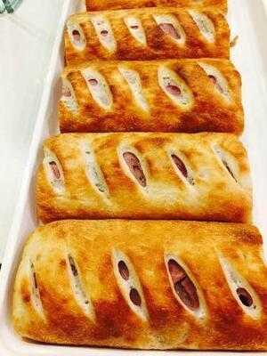 Famous Giannino Pizzeria