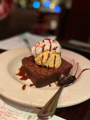 Houlihan's Resturant