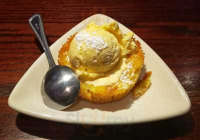 Houlihan's Resturant