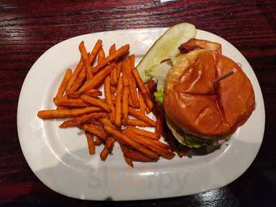 Houlihan's Resturant