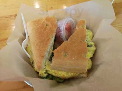 Break Room Juice Bar And Cafe