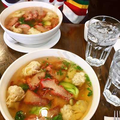 Mee Noodle Shop And Grill