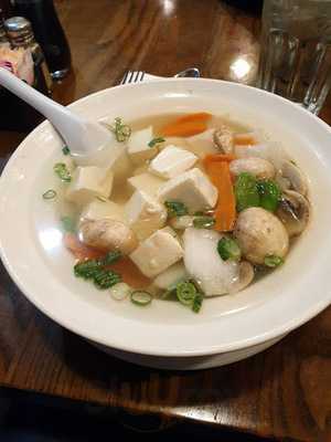 Mee Noodle Shop And Grill