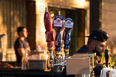 Hook'd On The Hudson