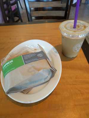 Coffee Bean & Tea Leaf