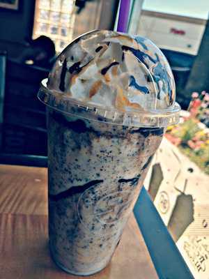 Coffee Bean & Tea Leaf