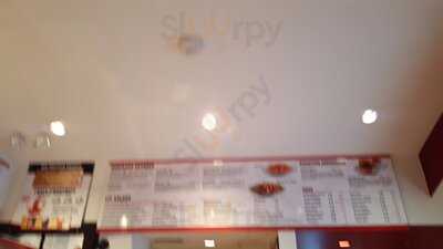 Muscle Maker Grill Midtown East